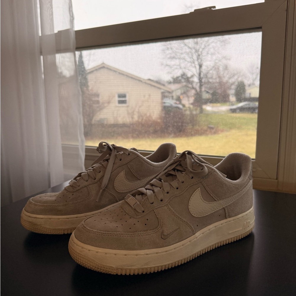 Nike Women’s Air Force 1 Low Mink Brown Sneakers